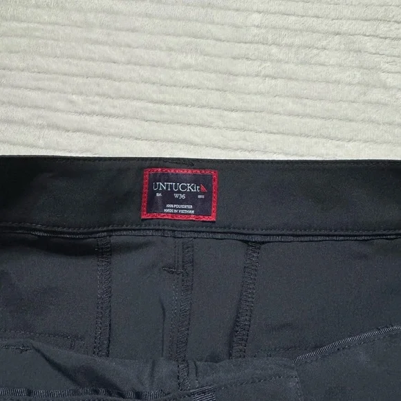 UNTUCKit Men's Dark Blue Flat Front Shorts - Picture 4 of 11